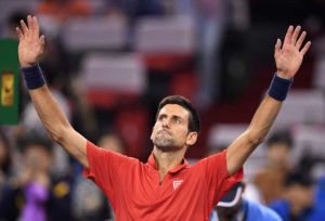 Con comoda victoria debuto Djokovic en Shanghai