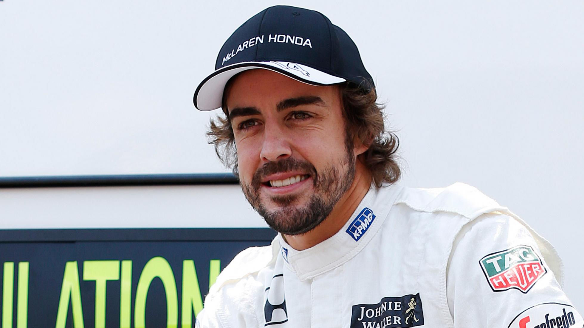 ¡ATENCIÓN! Minardi ratifica a Alonso en Mercedes