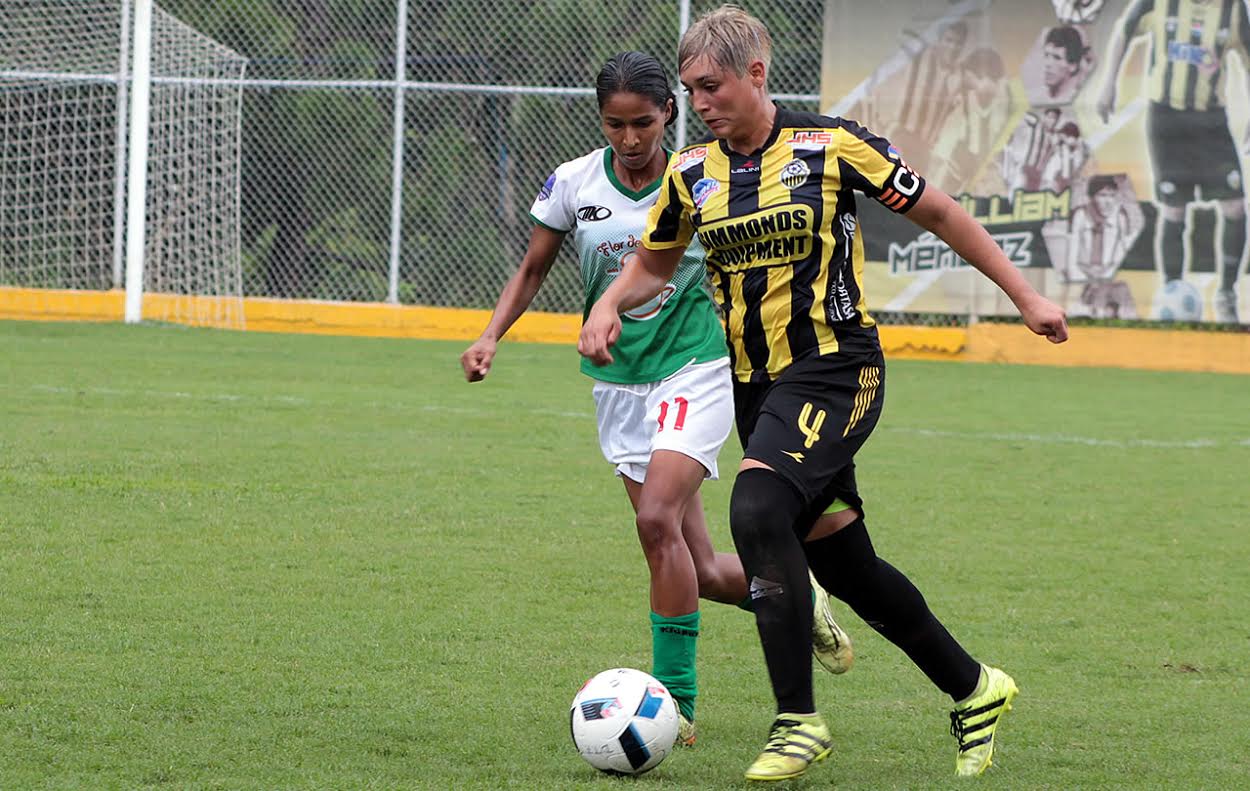 La Superliga Femenina dio sus primeros pasos