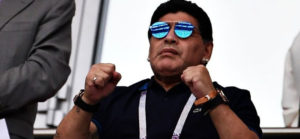 Diego-Armando-Maradona-07-09.jpg