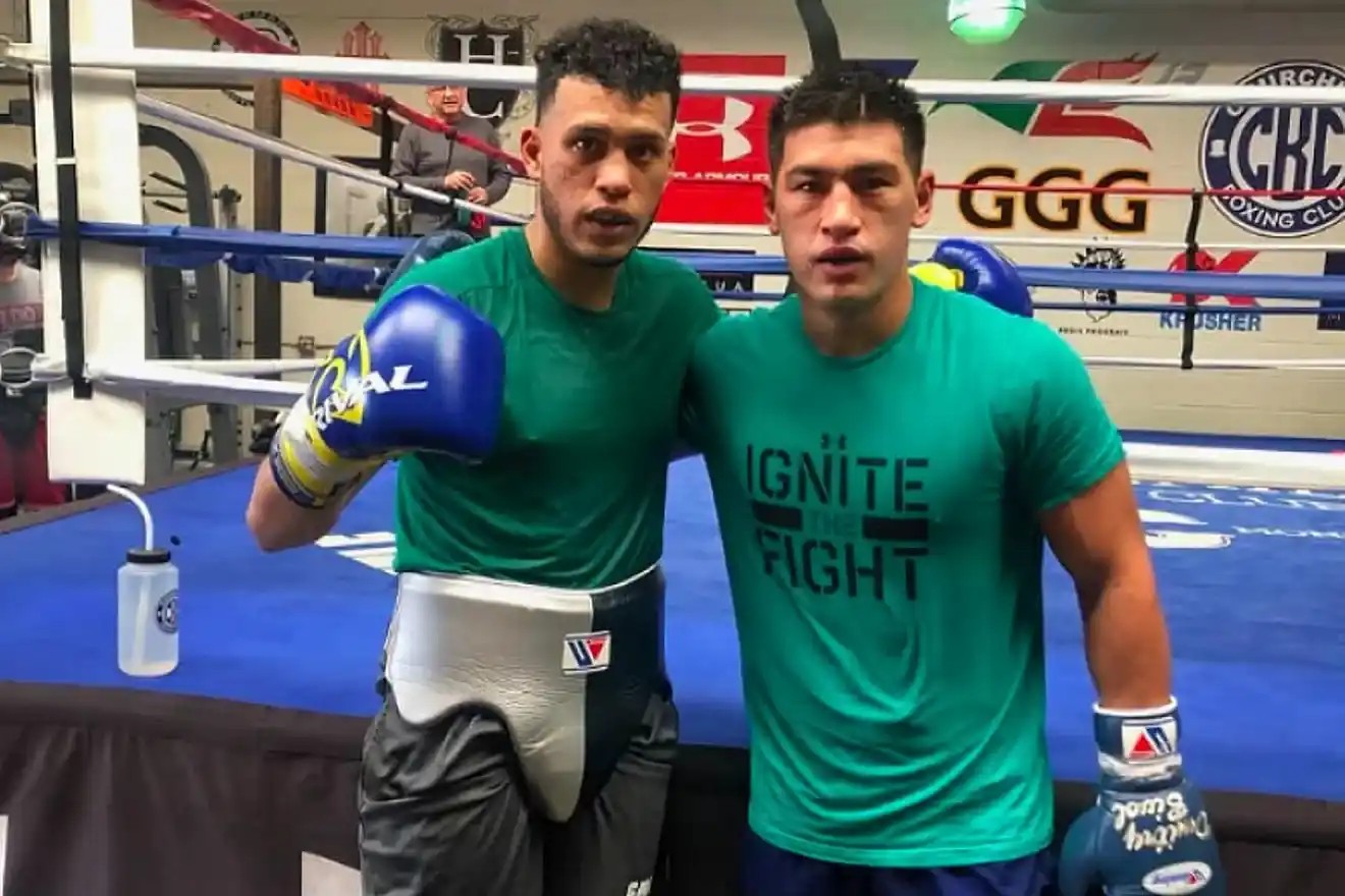 David Benavidez y Dmitry Bivol 1 David Benavidez y Dmitry Bivol