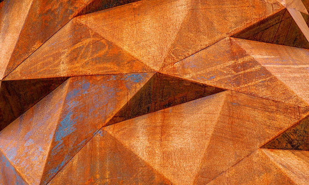 Armando Iachini: El acero corten y su belleza única