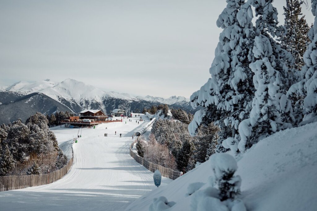 Pal Arinsal lanza su White Weeks para esquiar con descuentos