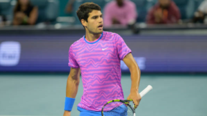 Carlos Alcaraz en el Miami Open 2024. Foto: Puntodebreak